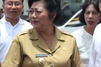 Bupati Karangasem IG Ayu Mas Sumatri