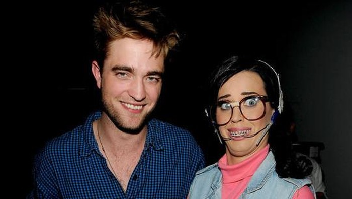 Katy Perry Kencan dengan Robert Pattinson