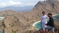 Dalam caption fotonya istri Djarot, Happy Djarot menuliskan “Untuk mencapai puncak keindahan butuh perjuangan.”