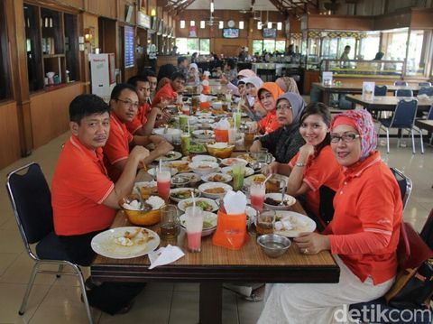 Sharing dan pertemuan komunitas Brain and Spine/