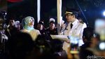 Hidangan Selamatan Jakarta Ludes Diserbu Warga