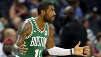 Kyrie Irving kini membela Boston Celtics setelah meninggalkan Cleveland Cavaliers yang sudah ia perkuat semenjak 2011. (Foto: Streeter Lecka/Getty Images)