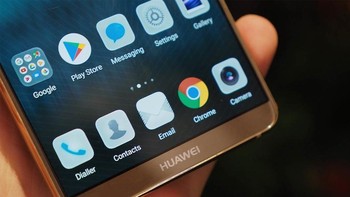 Mate 10 Pro sudah mengantongi IP67 yang artinya tahan air dan debu. Foto: Pocket Lint