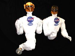 Robot Humanoid Penjelajah Angkasa