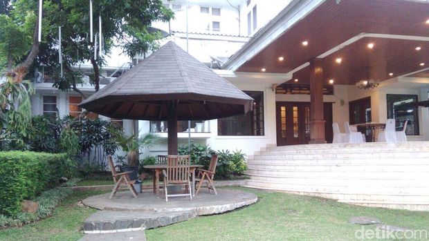 Mengintip Asrinya Belakang Rumah Dinas Gubernur Anies