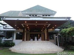 Renovasi Rumdin Anies Rp 2,4 M, Pemprov: Atap Kayu Tak Bisa Dipertahankan