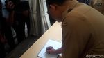 Gaya Anies-Sandi Keliling Balai Kota di Hari Pertama Kerja