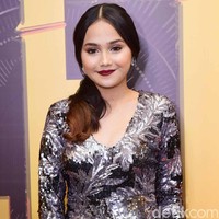 Nama baru lainnya masuk dalam nominasi, yakni Syifa Hadju. Dia adalah aktris muda berbakat yang pernah membintangi sinetron Bintang di Langit dan film Tentang Anak Kita. Foto: Noel/detikHOT