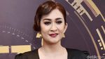 Jelang Vonis Cerai, Nafa Urbach Mencoba Tetap Tegar