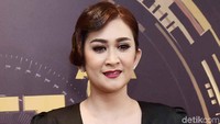 Nafa Urbach saat ini tengah menunggu keputusan hakim atas perkara cerainya dengna Zack Lee. Foto: Noel/detikHOT