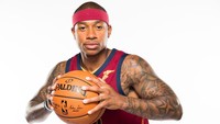 Isaiah Thomas kini membela Cleveland Cavaliers setelah meninggalkan Boston Celtics yang sudah ia perkuat semenjak 2015. (Foto: Jason Miller/Getty Images)