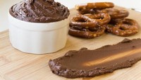 Kalau ini paduan yang manis gurih dari pretzel dan Nutella. Bisa jadi ide nih buat kamu pencinta pretzel. Foto: Istimewa