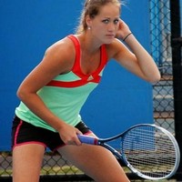 Bojana Jovanovski adalah petenis cantik asal Serbia yang pernah meraih kemenangan 2 kali di WTA dan 4 Kali di ITF. Tahun 2014 lalu ia berhasil mendapat peringkat diurutan ke 32 dunia. Foto: Istimewa
