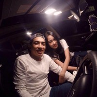 Aktor muda kelahiran 1996 ini telah mempunyai kekasih. Di akun Instagram miliknya, Fachri kerap membagikan foto kebersamaannya dengan sang pacar. Foto: Instagram