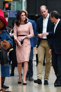 Minyak Ini Digunakan Kate Middleton Sebagai Antiaging Hingga Stretch Marks