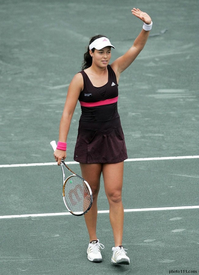 Anna Ivanovic adalah petenis asal Serbia, ia pernah menjadi pertenis nomor satu dunia tahun 2008 silam. Ia pernah menduduki peringkat 13 WTA. Foto: Istimewa