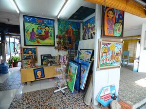 Belanja Kado Unik di Pasar Seni Ancol