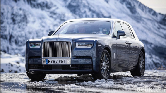 All New Rolls-Royce Phantom All New Rolls-Royce Phantom