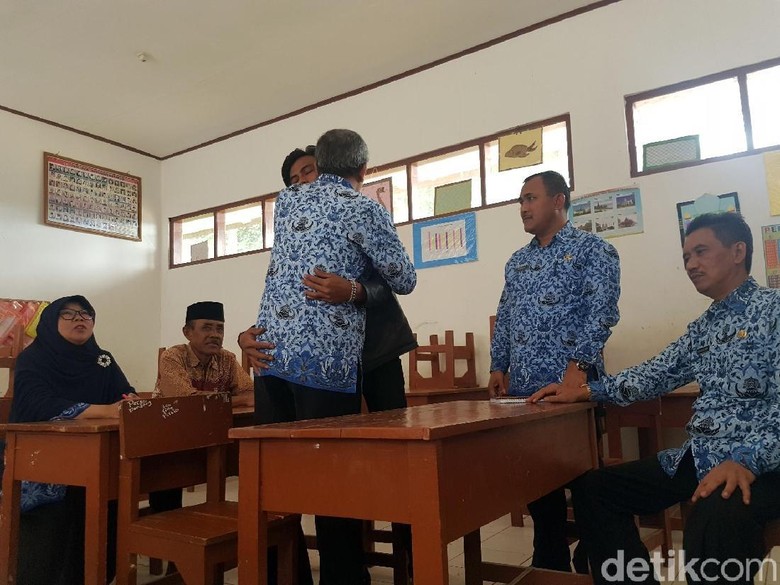 Guru dan Investasi Masa Depan Guru dan Investasi Masa Depan