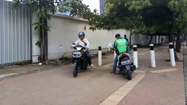 Mendambakan Trotoar Ramah Pejalan Kaki di Jakarta