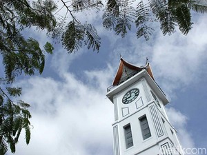 Ide Liburan di Sumatera Barat Ala Sandiaga Uno