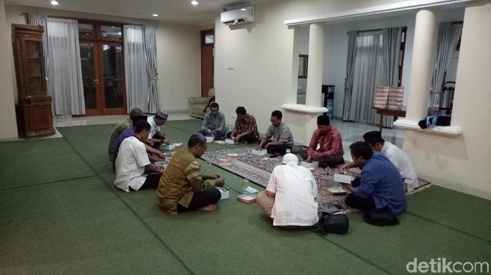 Pengajian Digelar di Rumah Dinas Wagub DKI Sandiaga