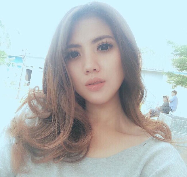 Mayang Naomi juga memiliki darah blasteran Jepang. Wanita yang lahir di Bandung itu mendapatkan darah keturunan Jepang dari neneknya. Nama Mayang Naomi mulai terkenal usai dirinya membintangi film I Love You Masbro. Foto: Instagram