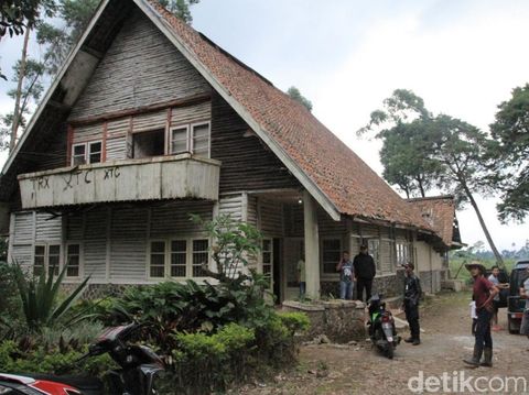Foto-foto Rumah Pengabdi Setan