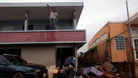 Jumlah korban tewas karena hantaman badai maria mencapai lebih dari 40 orang (Dok. REUTERS/Alvin Baez)