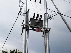 PLN: Tiang Listrik Saja Hanya 65% Komponen Dalam Negeri