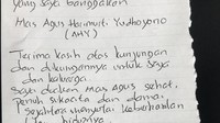 Sehari setelah pelantikan Anies, AHY menjenguk Basuki Tjahaja Purnama (Ahok) di Mako Brimob. Lewat sepucuk surat, Ahok menitipkan pesan untuk kedua orang tua AHY, Susilo Bambang Yudhoyono (SBY) dan Ani Yudhoyono. (Foto: Instagram Agus Yudhoyono)
