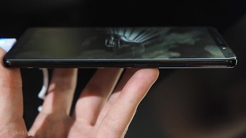 Berminat mendapatkan ponsel Android eksklusif ini? Foto: Pocket Lint