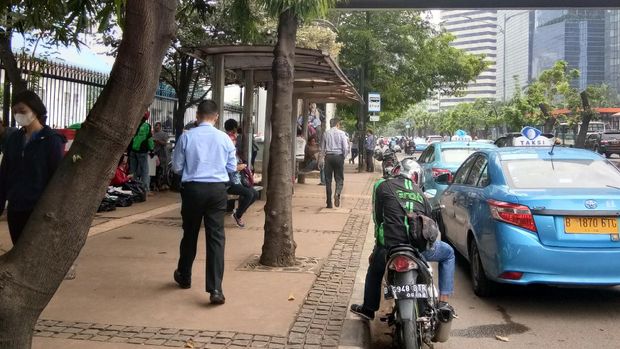 Mendambakan Trotoar Ramah Pejalan Kaki di Jakarta