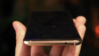 Juga dapat memberikan tips berbasis pemakaian pengguna. Misalnya memprioritaskan operasional aplikasi yang sering dipakai dan secara otomatis menyesuaikan layar agar nyaman di mata. Foto: Pocket Lint