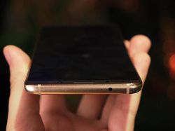 Godaan Huawei Mate 10 Pro, Android dengan Kecerdasan Buatan
