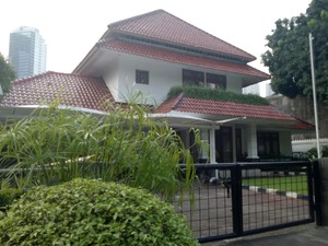 Polisi Buru Pencuri iPhone di Rumah Dinas Sandiaga Uno