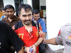 Aa Gatot Terserang Vertigo, Kelelahan Jalani Sidang?