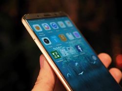 Godaan Huawei Mate 10 Pro, Android dengan Kecerdasan Buatan