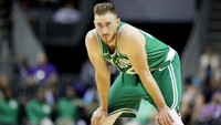 Gordon Hayward kini membela Boston Celtics setelah meninggalkan Utah Jazz yang sudah ia perkuat semenjak 2010. (Foto: Streeter Lecka/Getty Images)