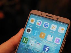 Godaan Huawei Mate 10 Pro, Android dengan Kecerdasan Buatan
