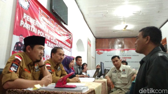 17 Parpol Daftar Peserta Pemilu 2019 ke KPU Kota Cirebon