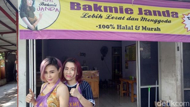 Pemilik Kedai Bakmi Janda ini Seksi, Ternyata Eks Model