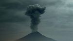 Memotret Asap Vulkanik Tebal Gunung Sinabung