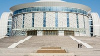 Tujuan pembangunan Kota Kangbashi adalah menjadi pusat budaya, ekonomi dan politik (Raphael Olivier/CNN Style)