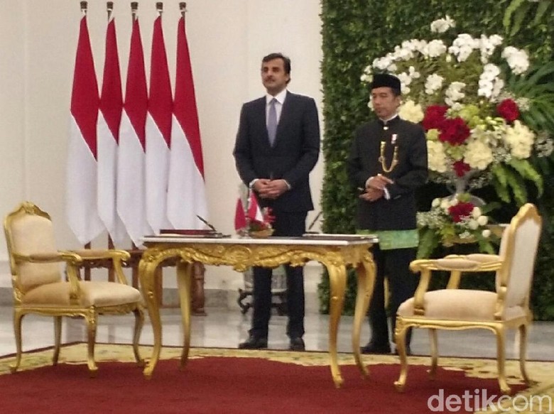 Bertemu Jokowi, Emir Qatar: Kami Siap Berdamai Akhiri Blokade Bertemu Jokowi, Emir Qatar: Kami Siap Berdamai Akhiri Blokade
