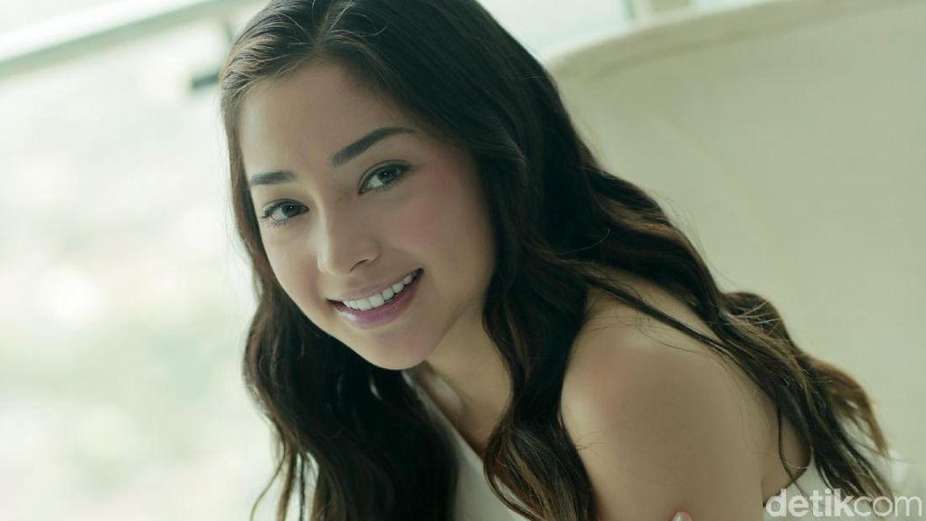 Nonton YouTube, Cara Nikita Willy Nostalgia saat Akting di Sinetron