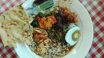 Kangen Nasi Pecel? Wajib Coba 6 Sajian Nasi Pecel dari Malang Hingga Kediri!
