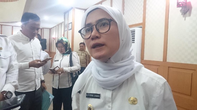 Bupati Lebak Angkat Bicara soal Video Ngamuk yang Viral Bupati Lebak Angkat Bicara soal Video Ngamuk yang Viral