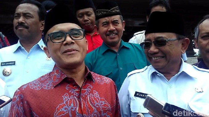 Saat Anas Bertemu 4 Tokoh PDIP Blitar