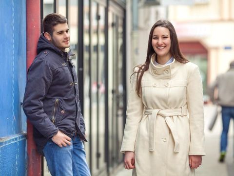 5 Alasan Wanita Terlihat Lebih Menarik Sesudah Jadi Mantan Kekasih